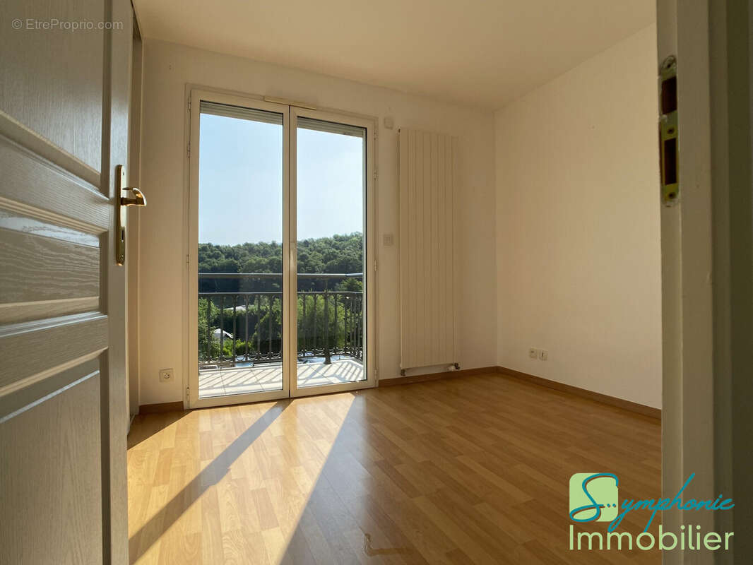 Appartement à JACOB-BELLECOMBETTE