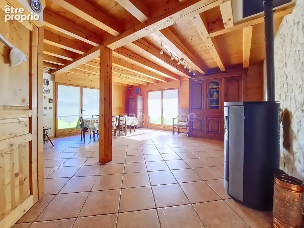 Chalet à vendre 5 pièces LES CONTAMINES MONTJOIE (74) - photo 7