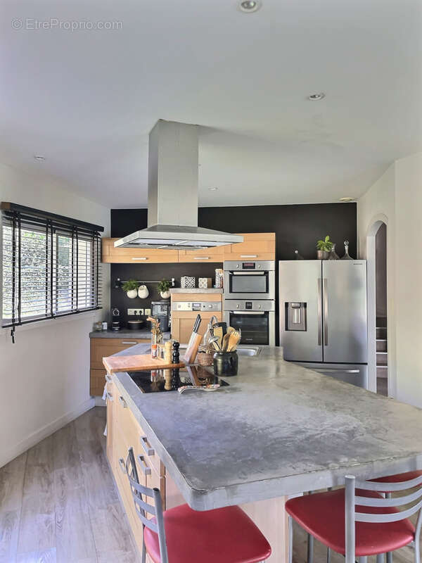 Maison à LA FOUILLOUSE