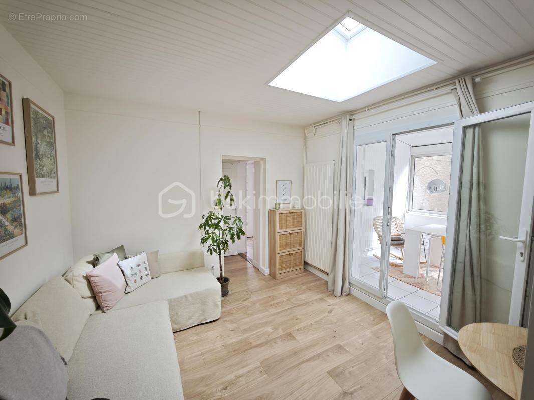 Appartement à NANTERRE