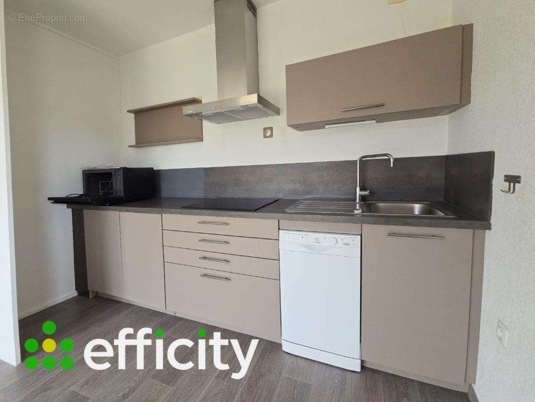 Appartement à PUGET-SUR-ARGENS
