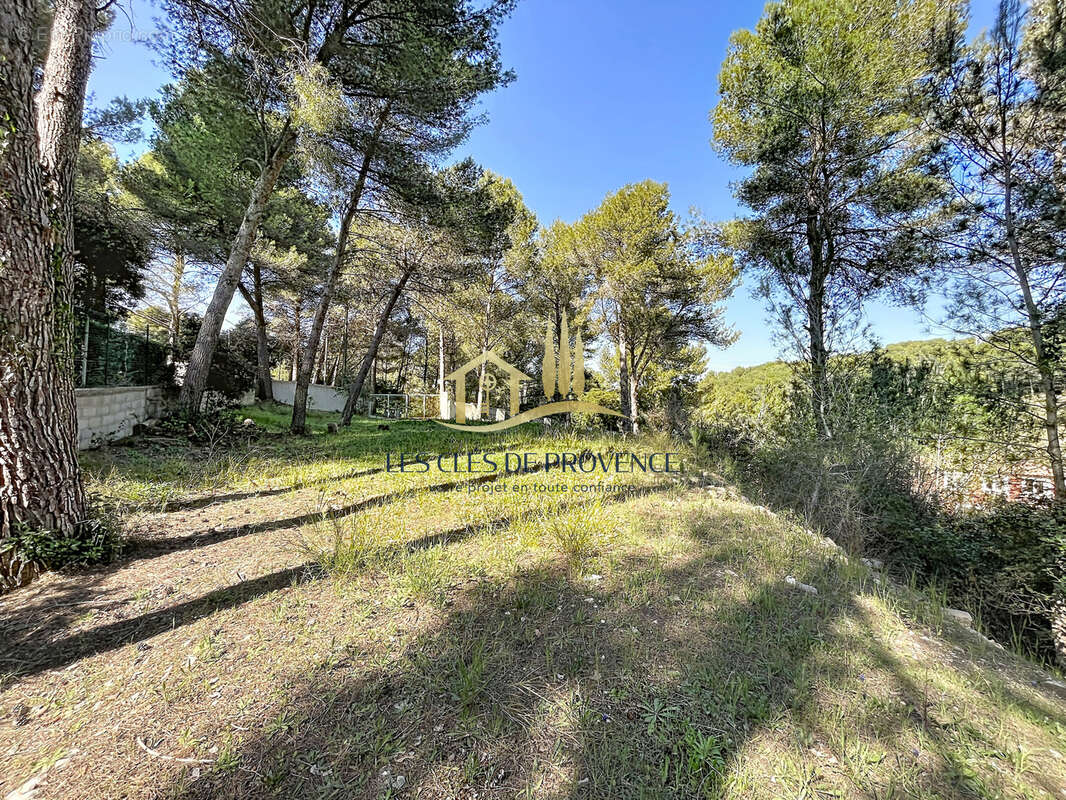 Maison à VELAUX