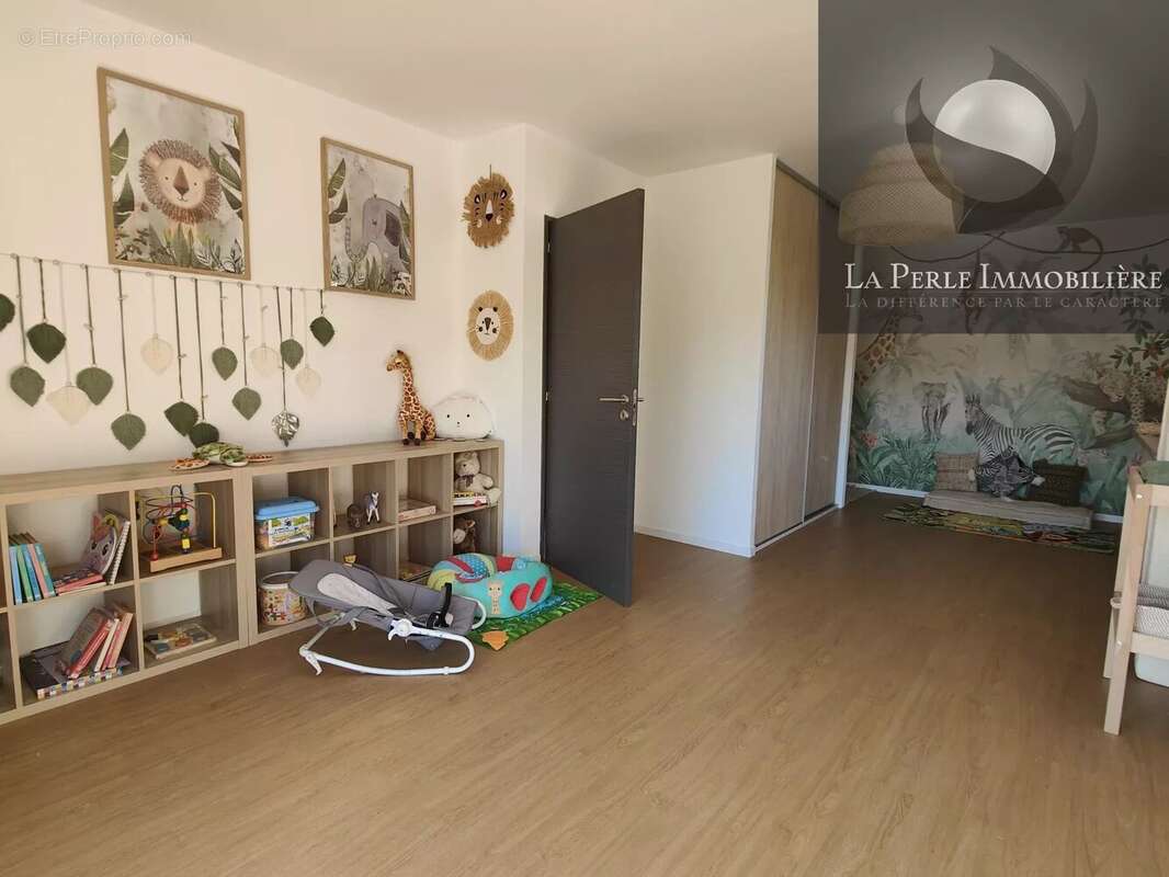 Maison à DIEUPENTALE