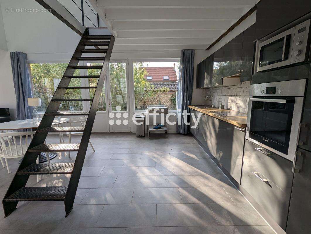 Maison à CHAMPIGNY-SUR-MARNE