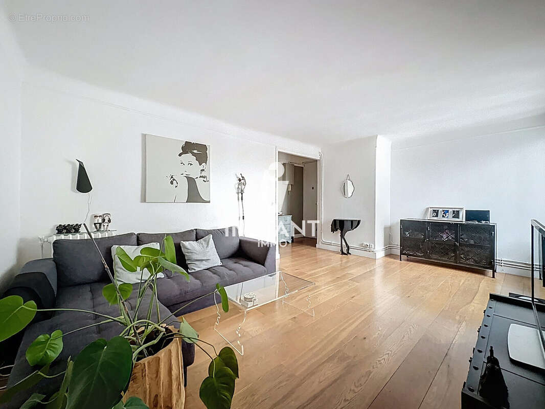 Appartement à SAINT-MAURICE