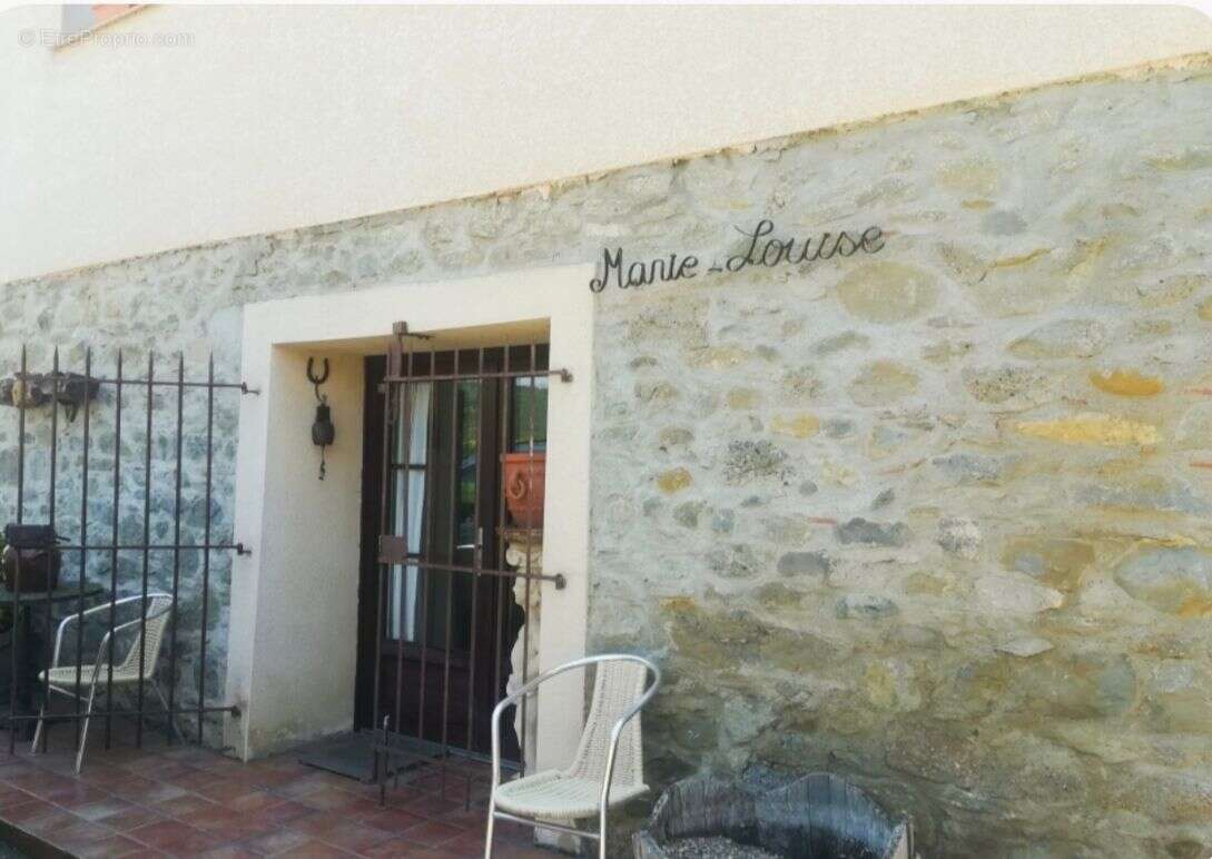 Maison à BELCASTEL-ET-BUC