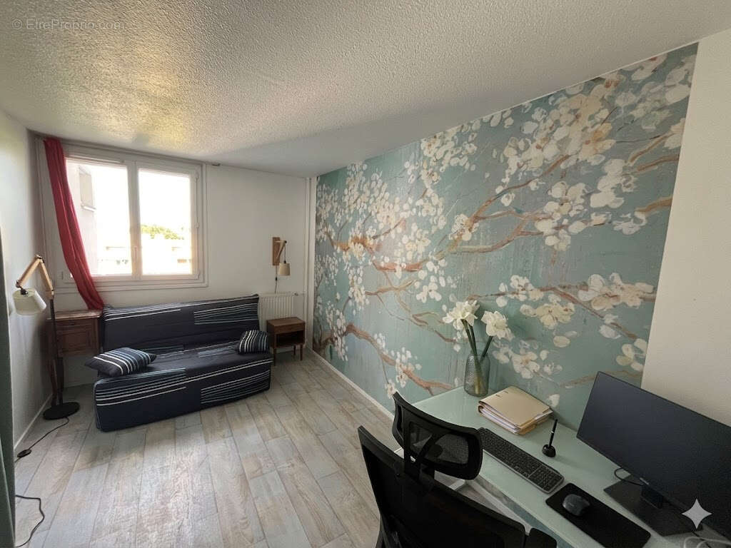 Appartement à QUINCY-SOUS-SENART