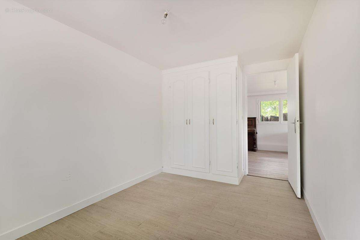 Maison à AUVERS-SUR-OISE