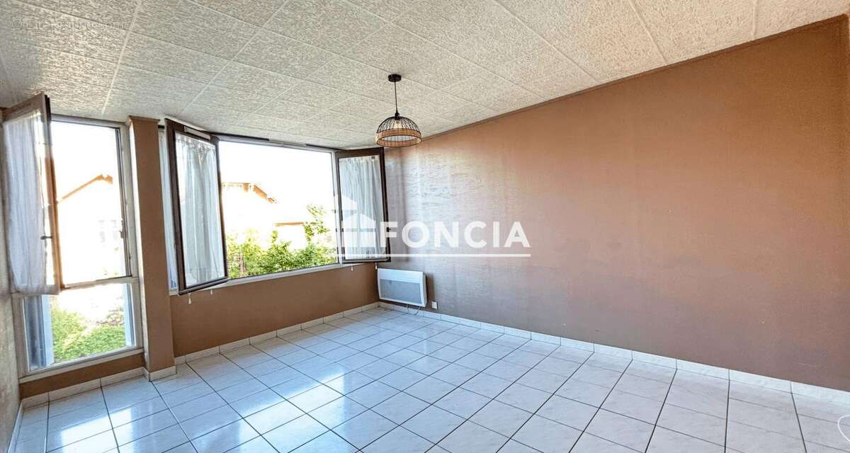 Appartement à TAVERNY