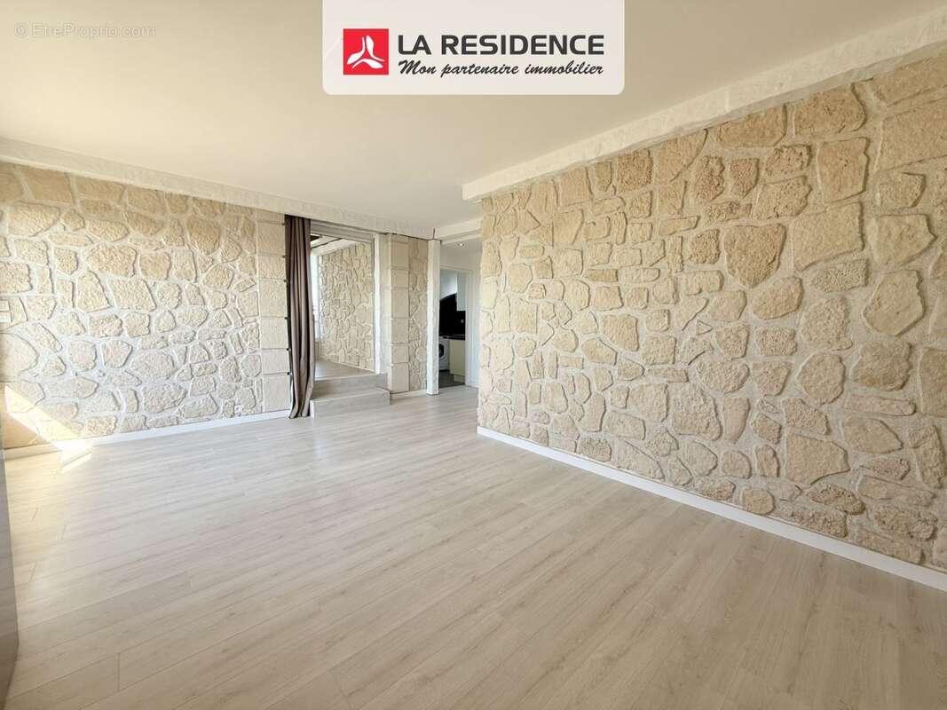 Appartement à VELIZY-VILLACOUBLAY