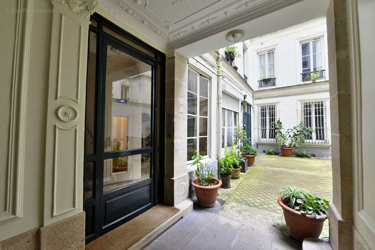 Appartement à PARIS-9E