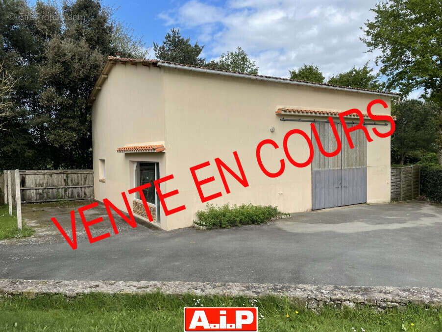 Maison à SAINT-MESMIN