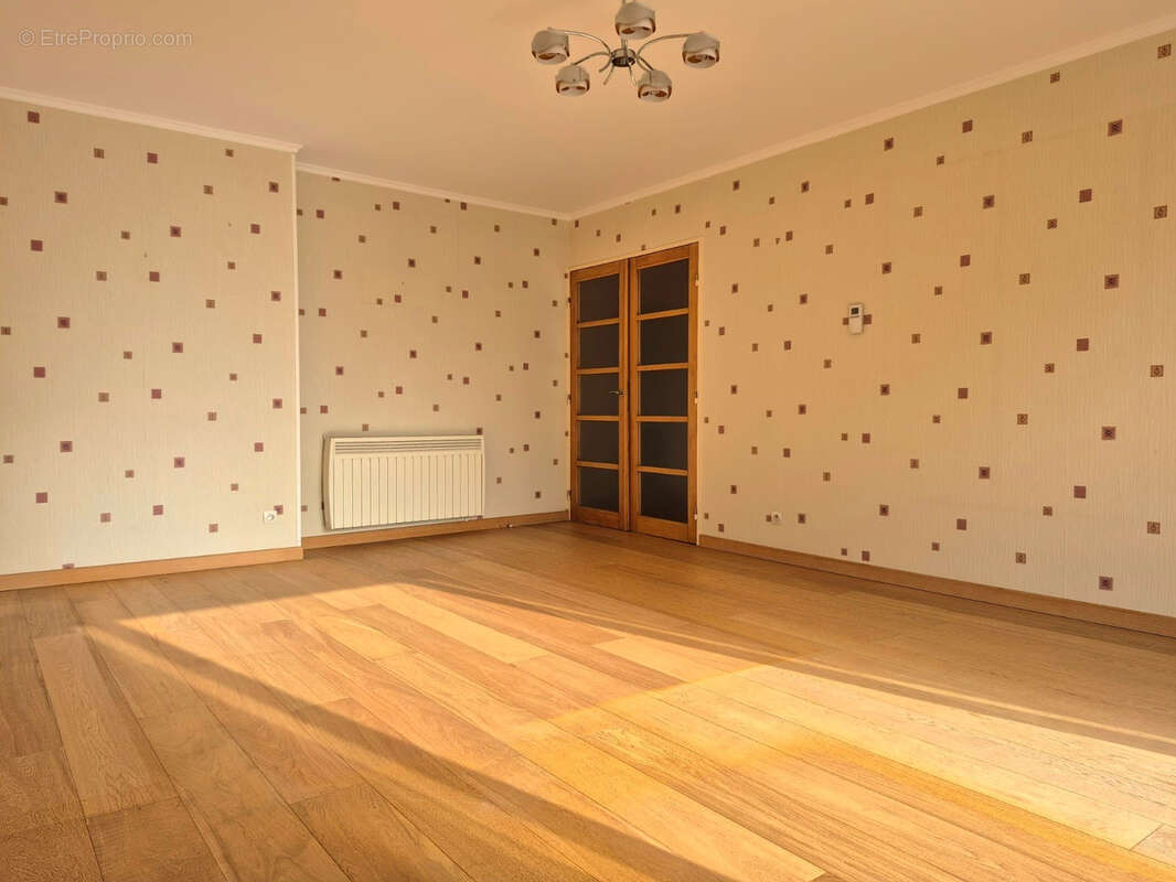 Appartement à THIAIS