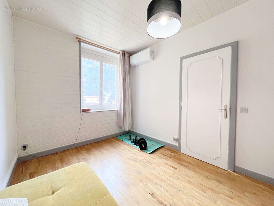 Appartement à CLUSES