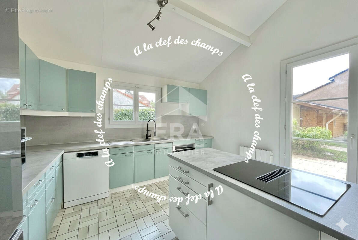 Maison à GIF-SUR-YVETTE