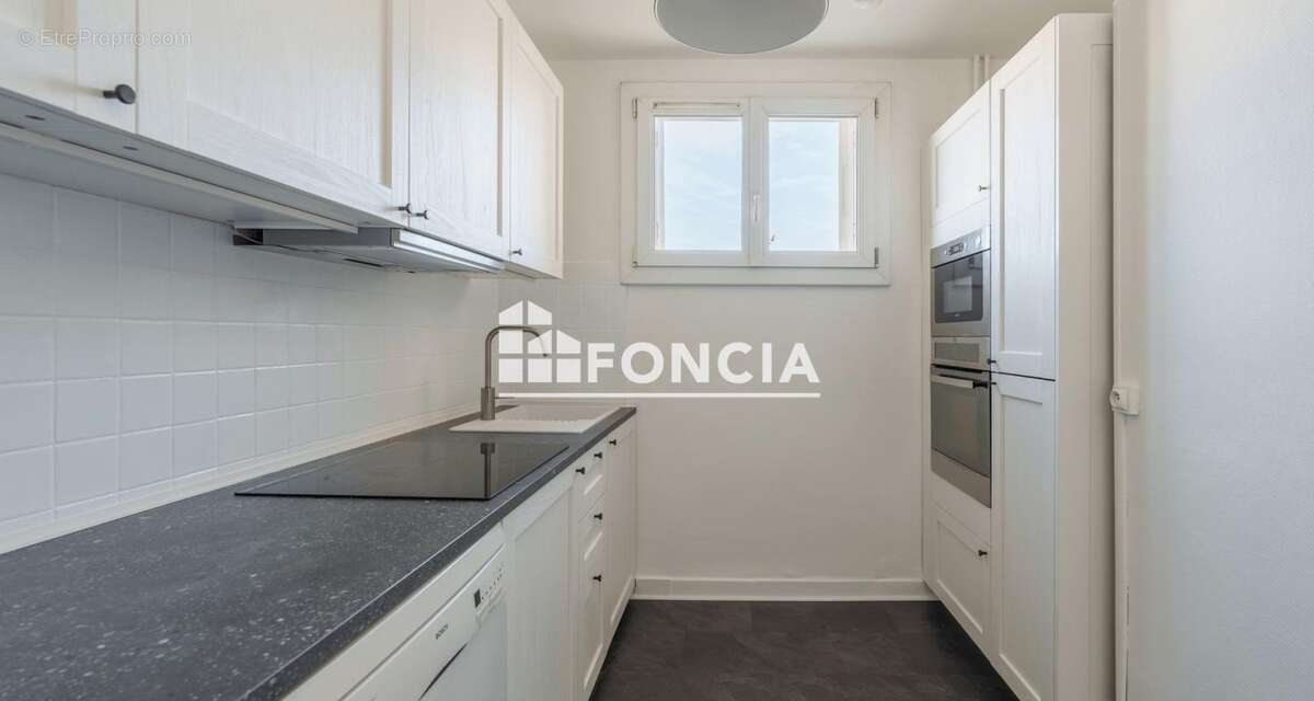 Appartement 77 m² à Nancy  - photo 5