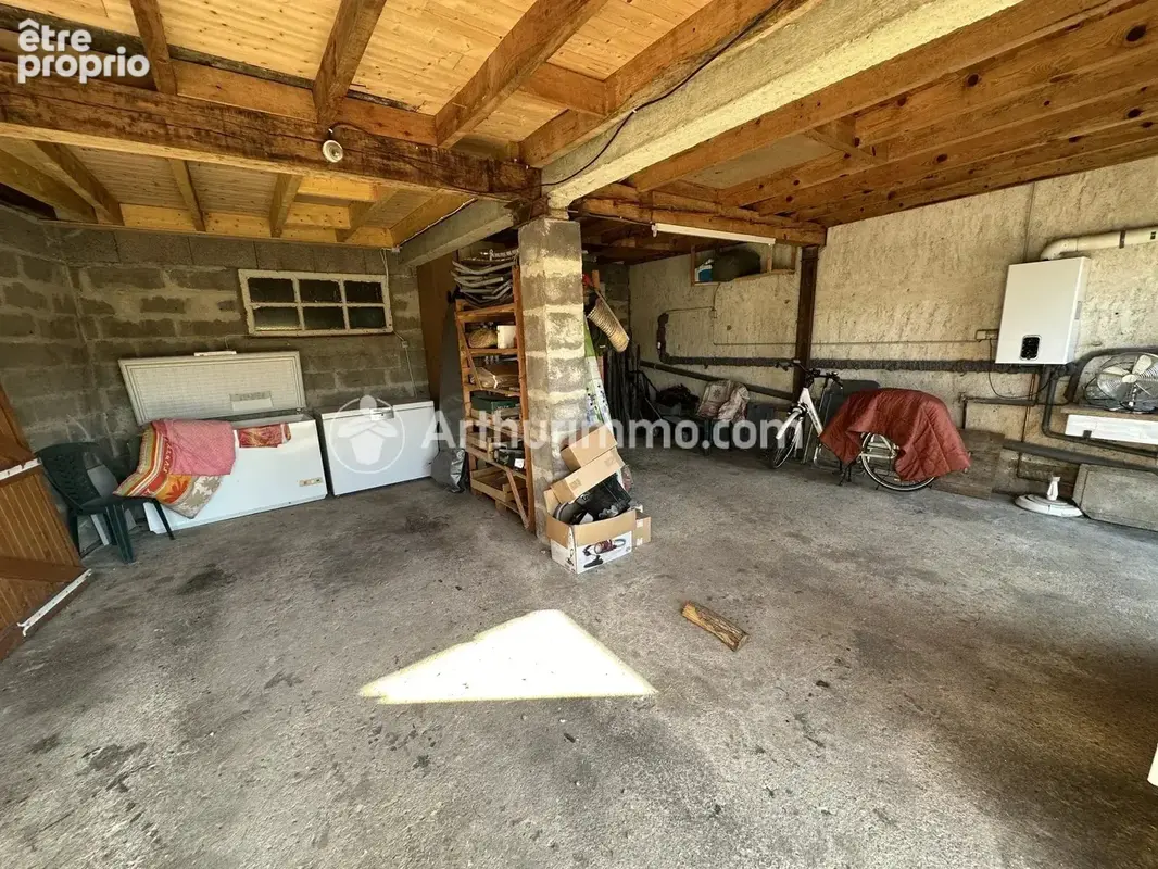 Maison 115 m² avec double garage, à proximité du centre ville de Neuvic. - photo 13