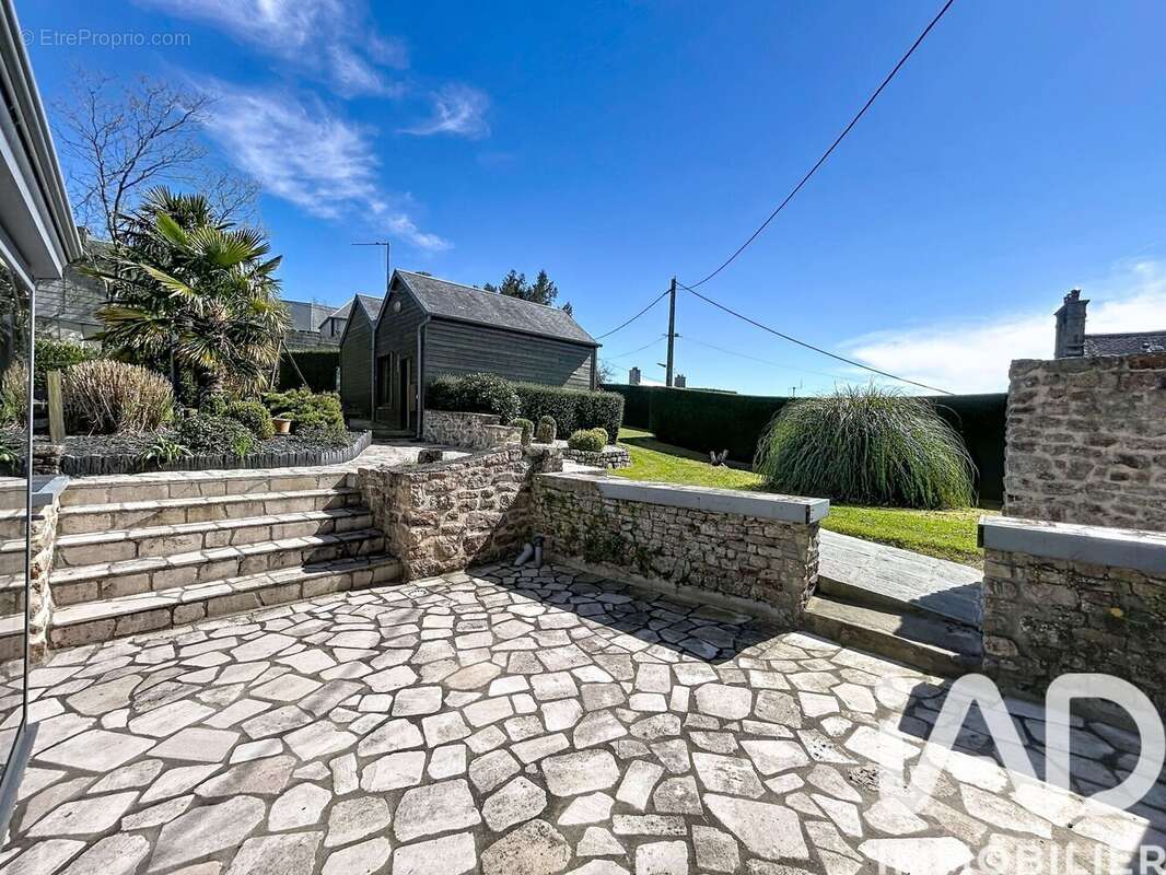 Photo 2 - Maison à VILLEDIEU-LES-POELES