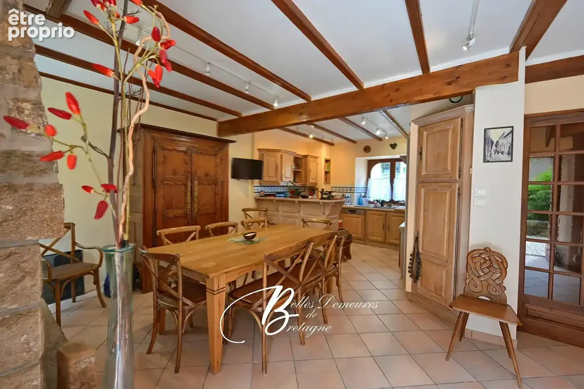 A vendre maison de caractère en pierre centre historique de Tréguier - photo 6