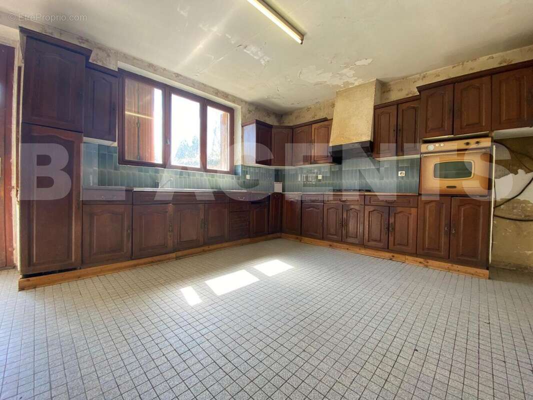 WhatsApp Image 2025-04-02 à 16 - Maison à CERANS-FOULLETOURTE