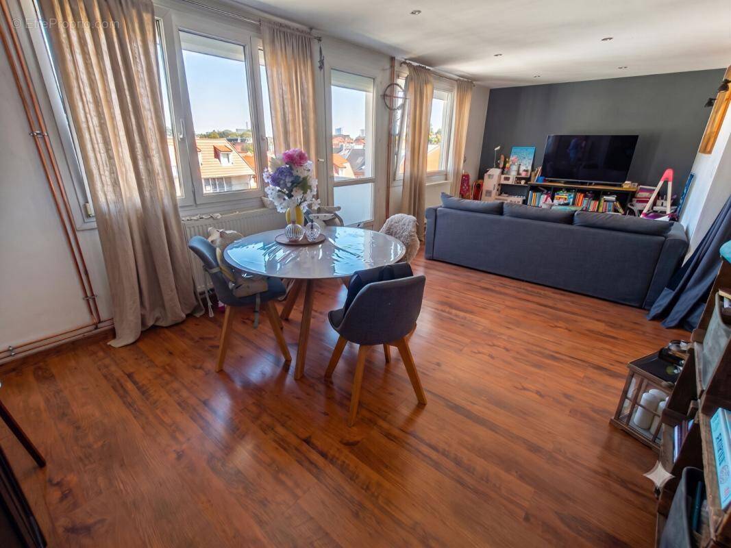 Appartement à SAINTE-CATHERINE