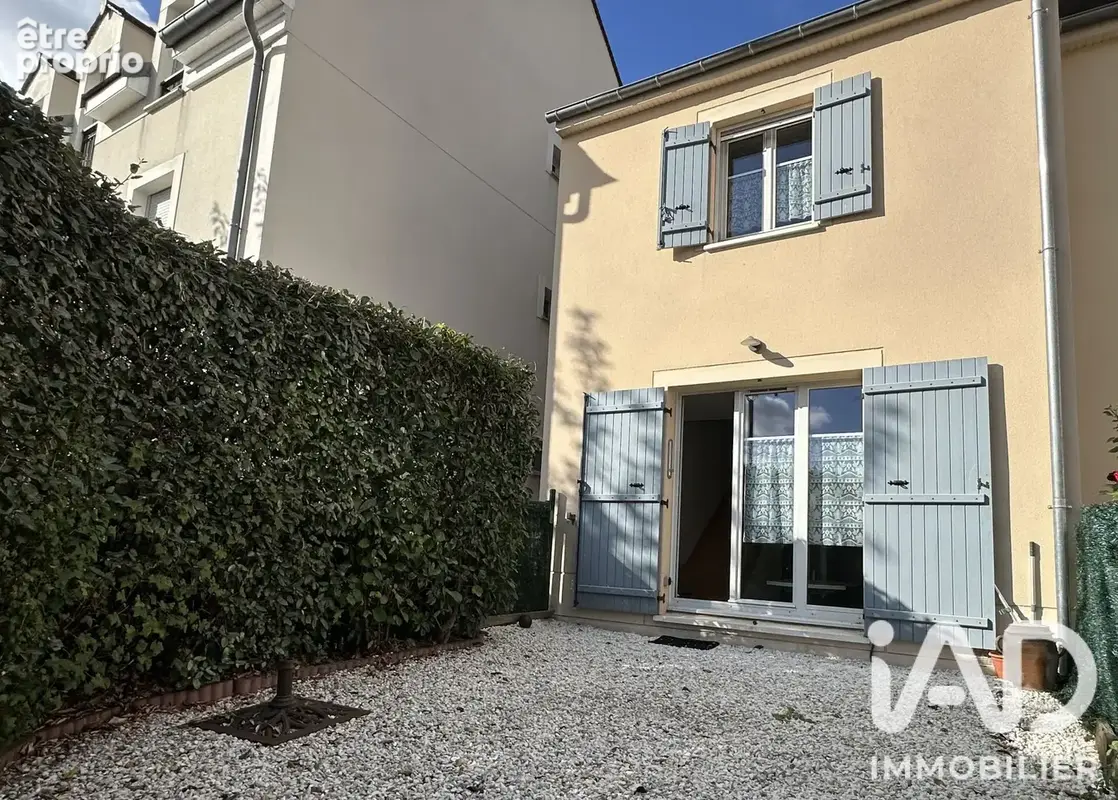 Photo 1 - Maison à HOUDAN