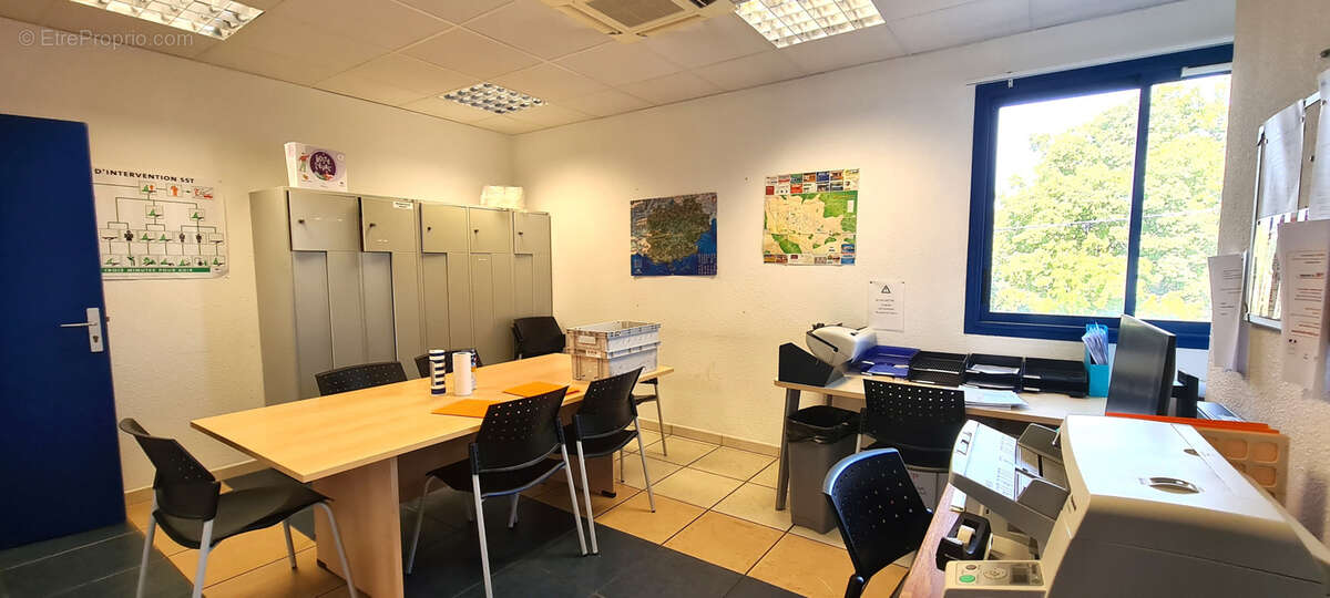 Autre à SIX-FOURS-LES-PLAGES