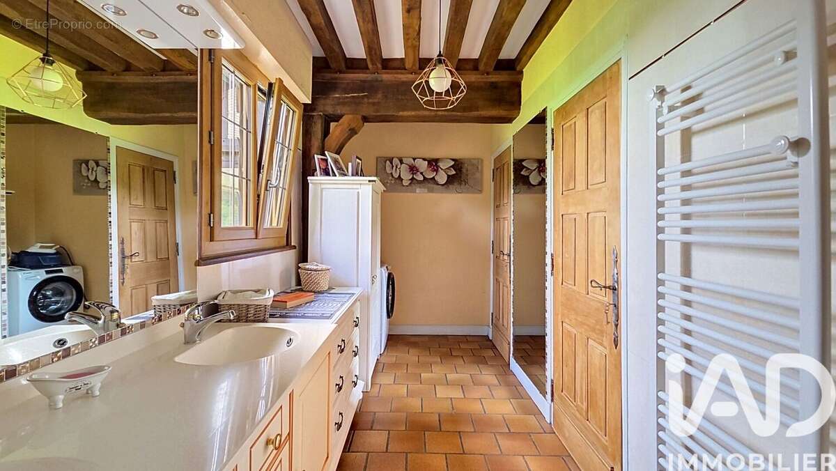Maison 164 m² à Saint-Hymer  - photo 9