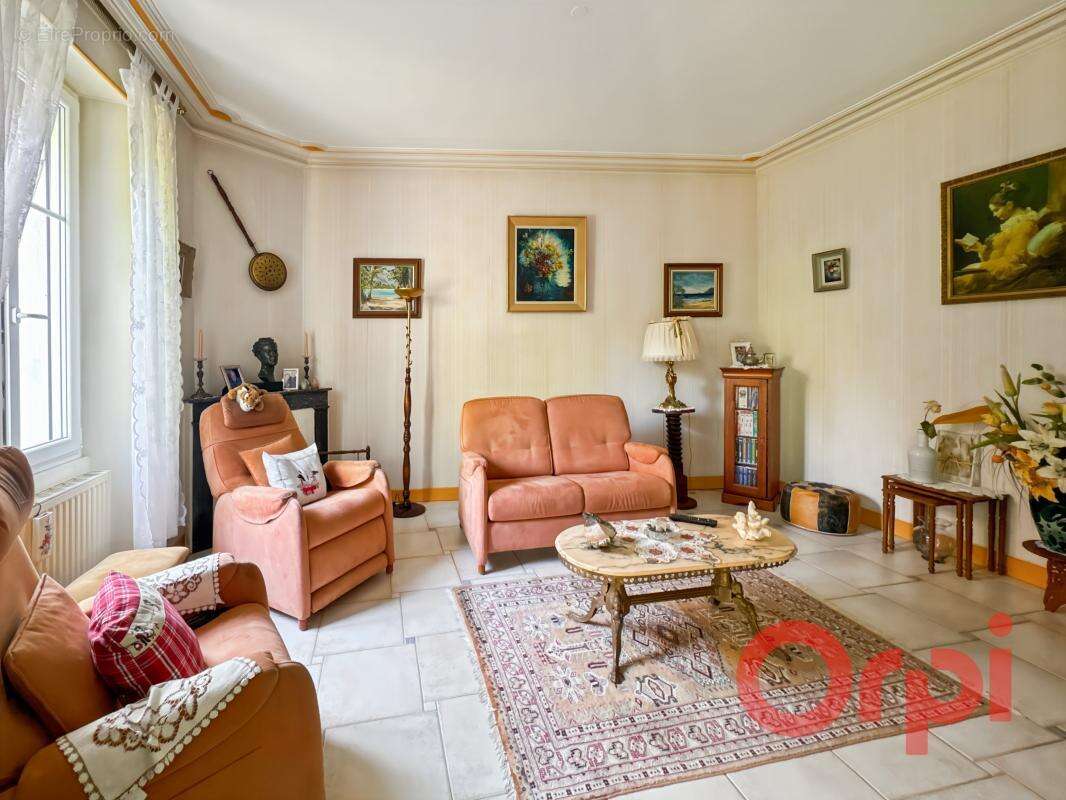 Maison à CHATEAUMEILLANT