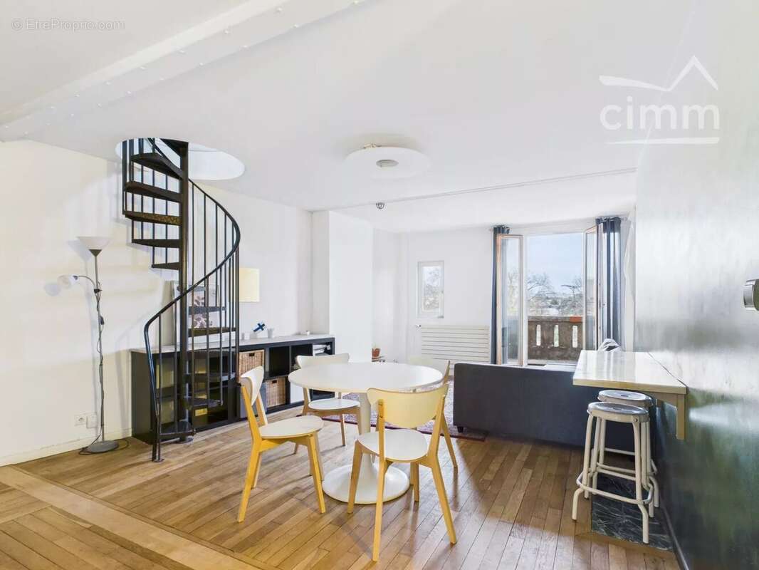 Appartement à NANTERRE