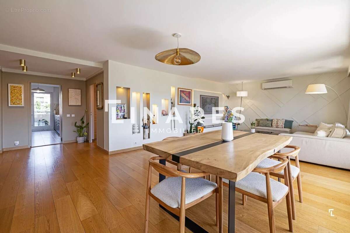 Appartement à MARSEILLE-8E