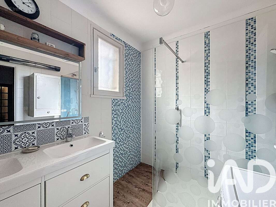 Photo 5 - Maison à SAINT-SATURNIN-LES-AVIGNON