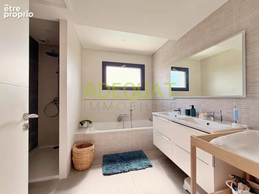 SAINT SAVIN secteur 'DEMPTEZIEU', maison individuelle avec garage + terrain de 1215m2 + piscine + pool house.. - photo 16
