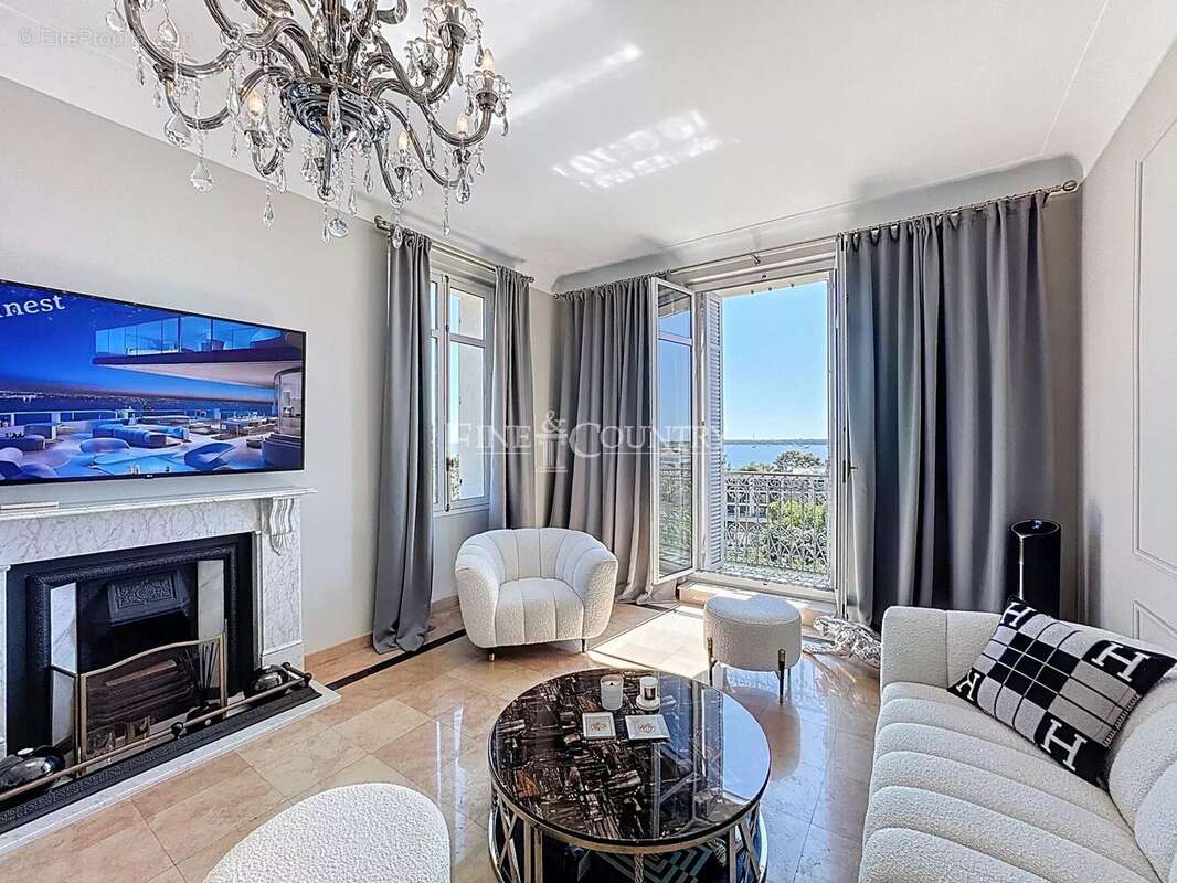 Vente Appartement Bourgeois Vue Mer à Cannes - photo 6