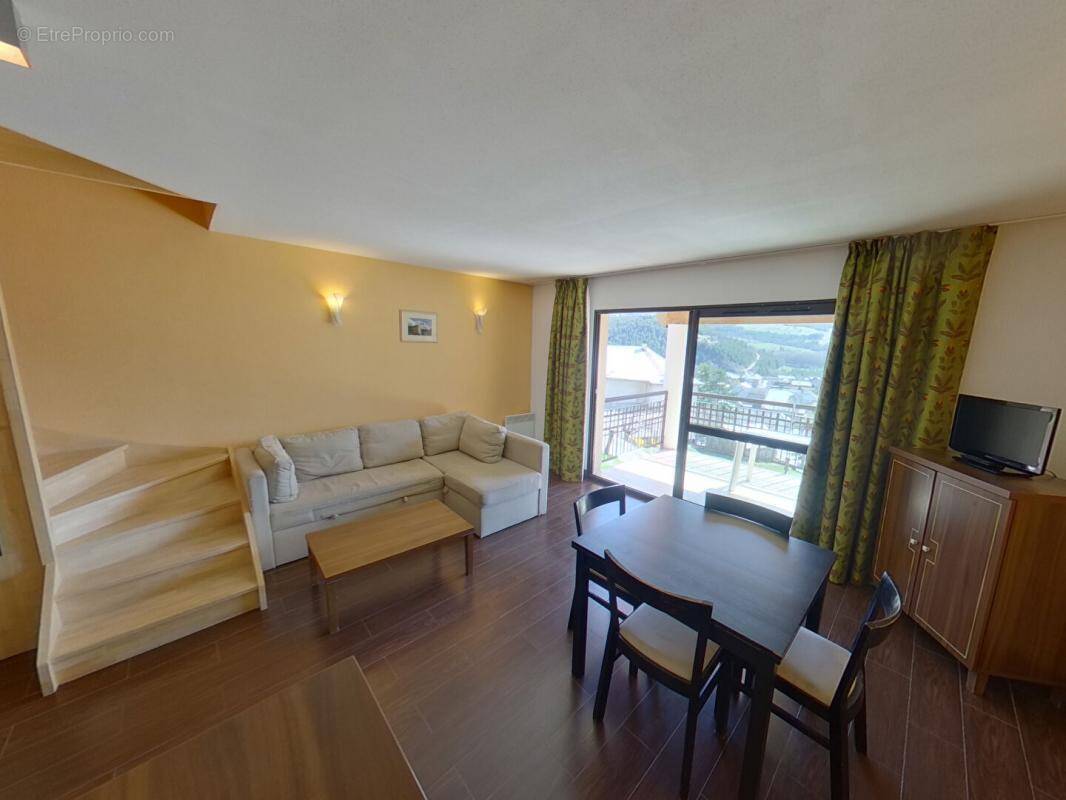 Appartement à JAUSIERS