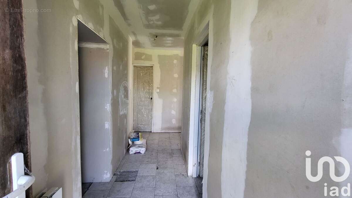 Photo 3 - Maison à LAVAVEIX-LES-MINES