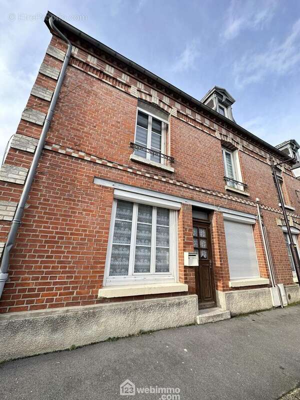 Maison de ville de plain pied d'une surface habitable de 95 m²