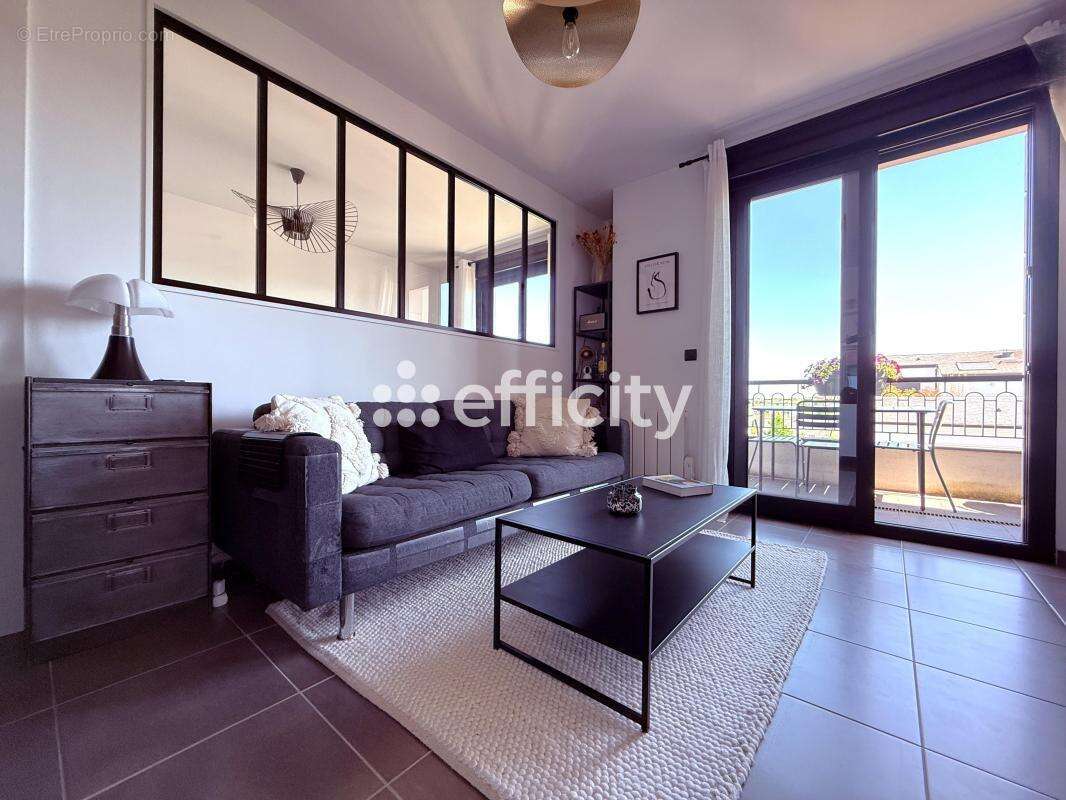 Appartement à NOGENT-SUR-MARNE