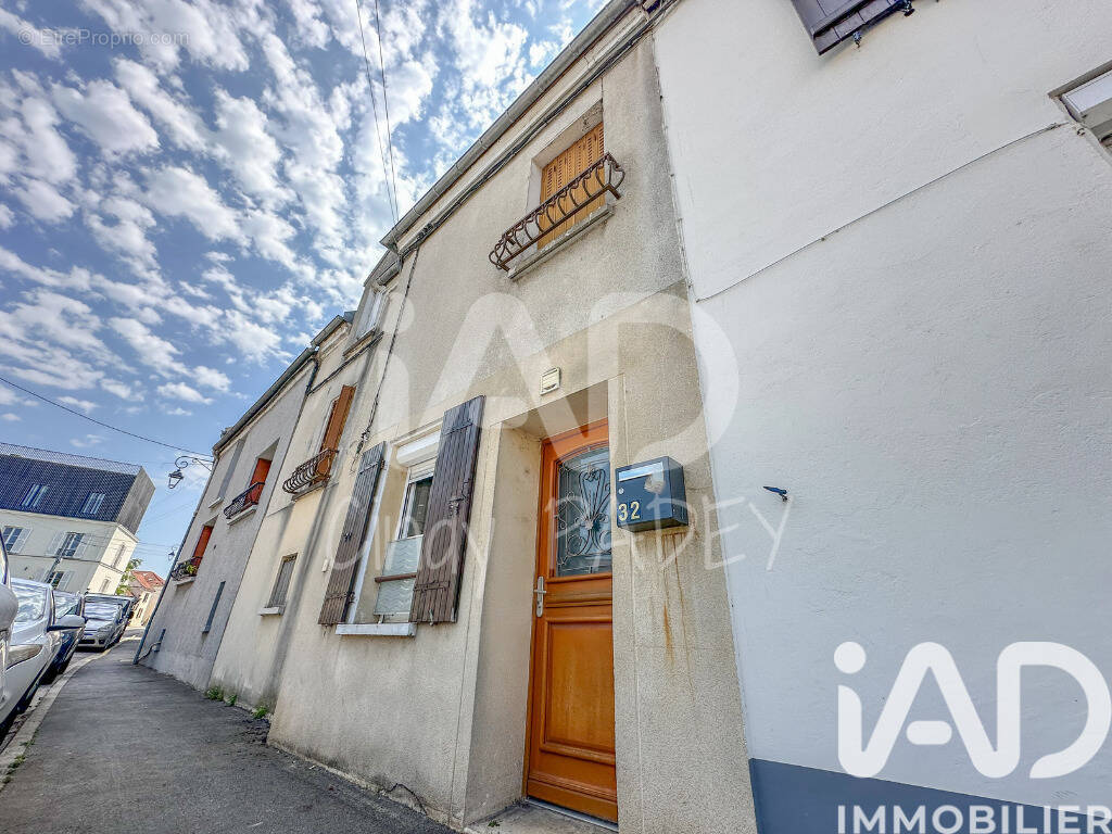 Photo 1 - Appartement à ESBLY