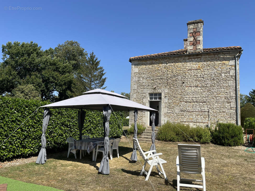 Maison à SAINT-GROUX