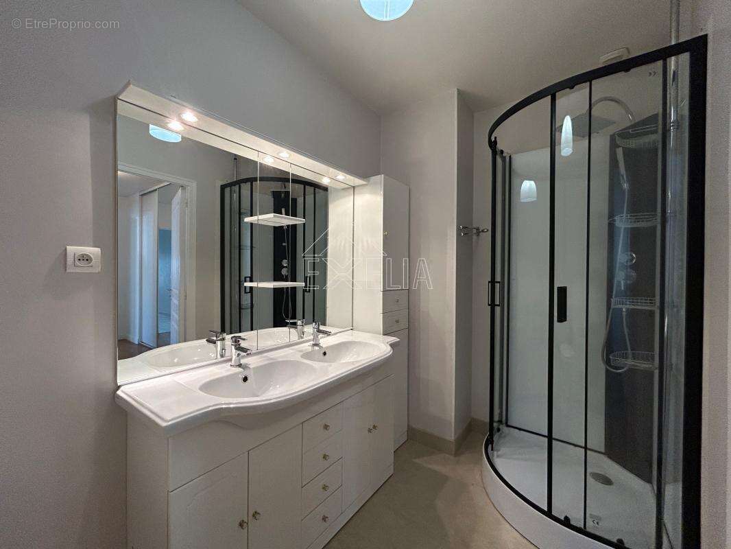 Appartement à BONNIERES-SUR-SEINE