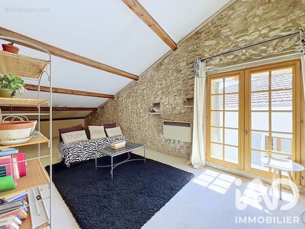 Photo 1 - Maison à SIGONCE