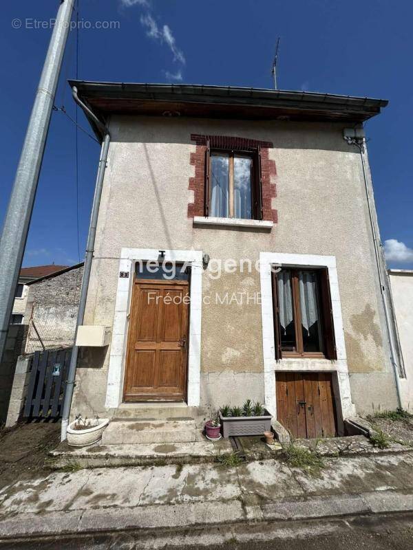 Maison à MONTIER-EN-L&#039;ISLE