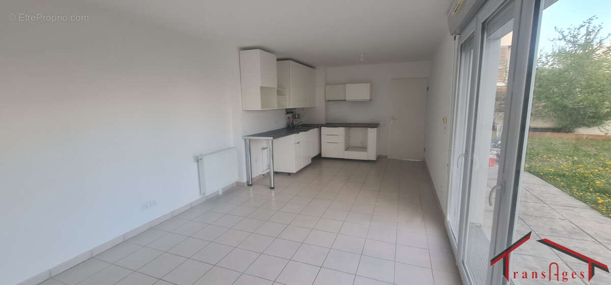 Appartement à SAINT-GERMAIN-LES-ARPAJON