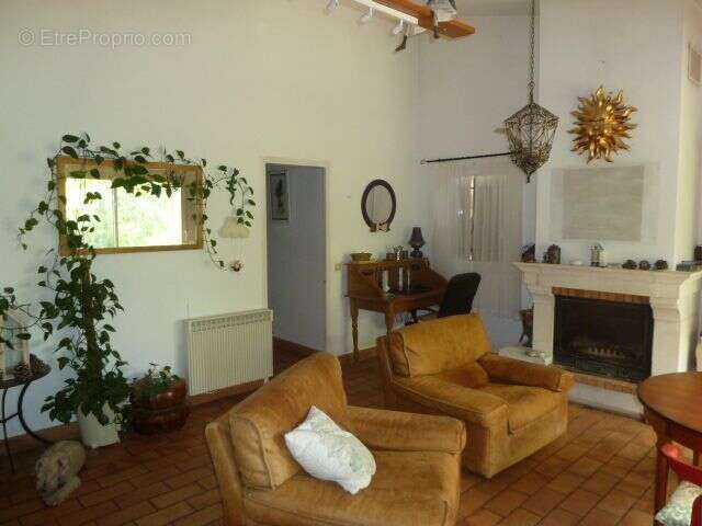 Maison à SAINT-JULIEN