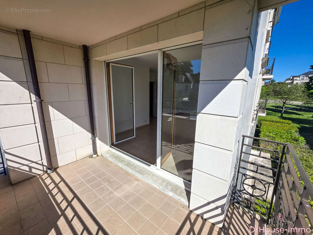 Appartement à SAINT-CYR-SUR-LOIRE