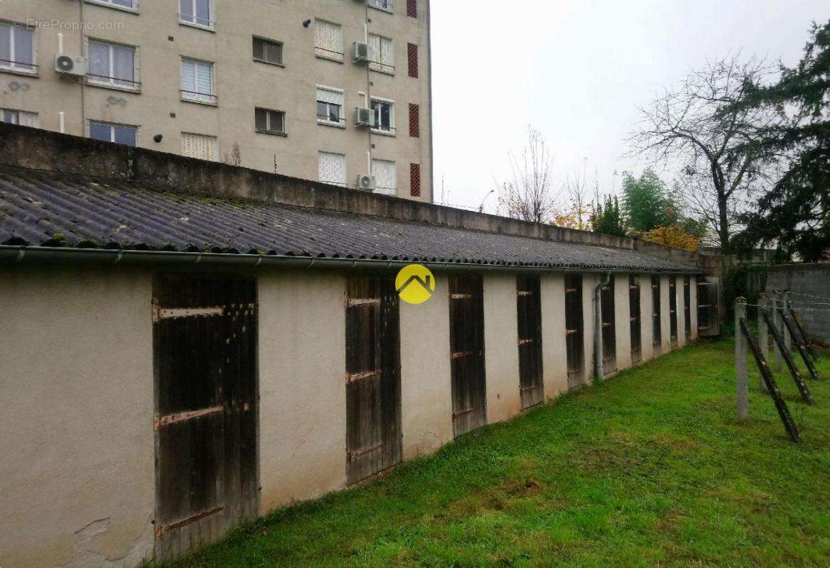 Appartement à SAINT-AMAND-MONTROND