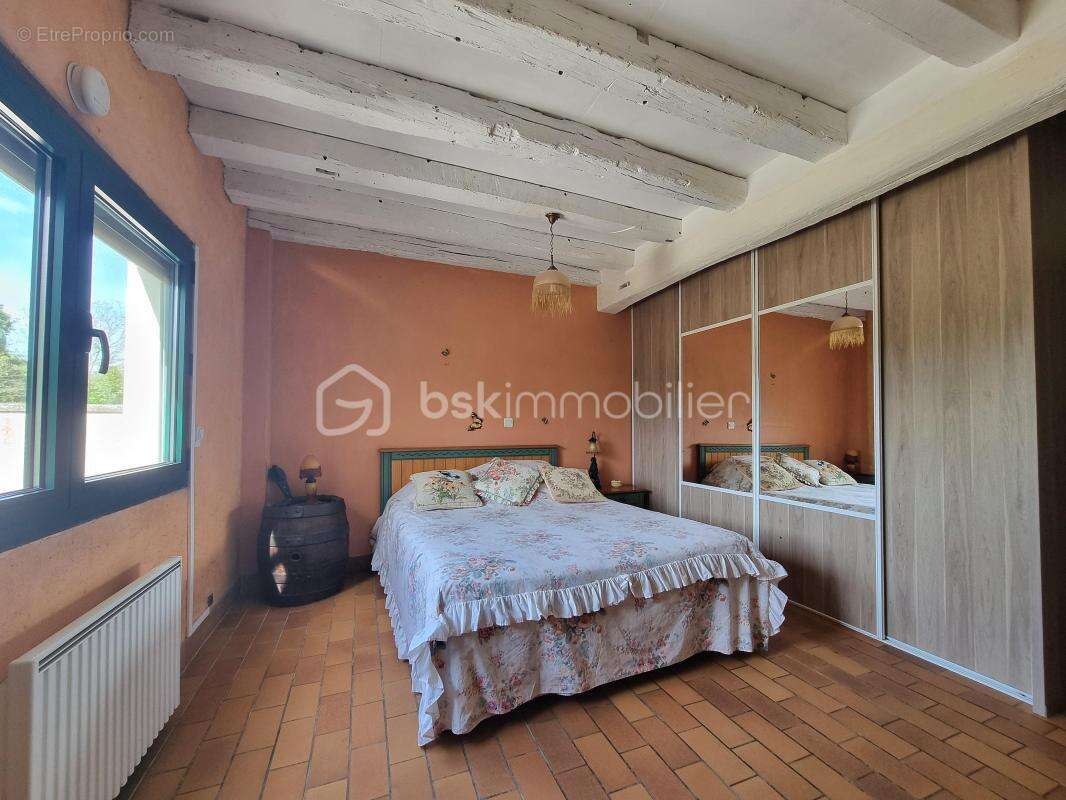 Maison en pierre_ 4 chambres_ jardin ! - photo 13