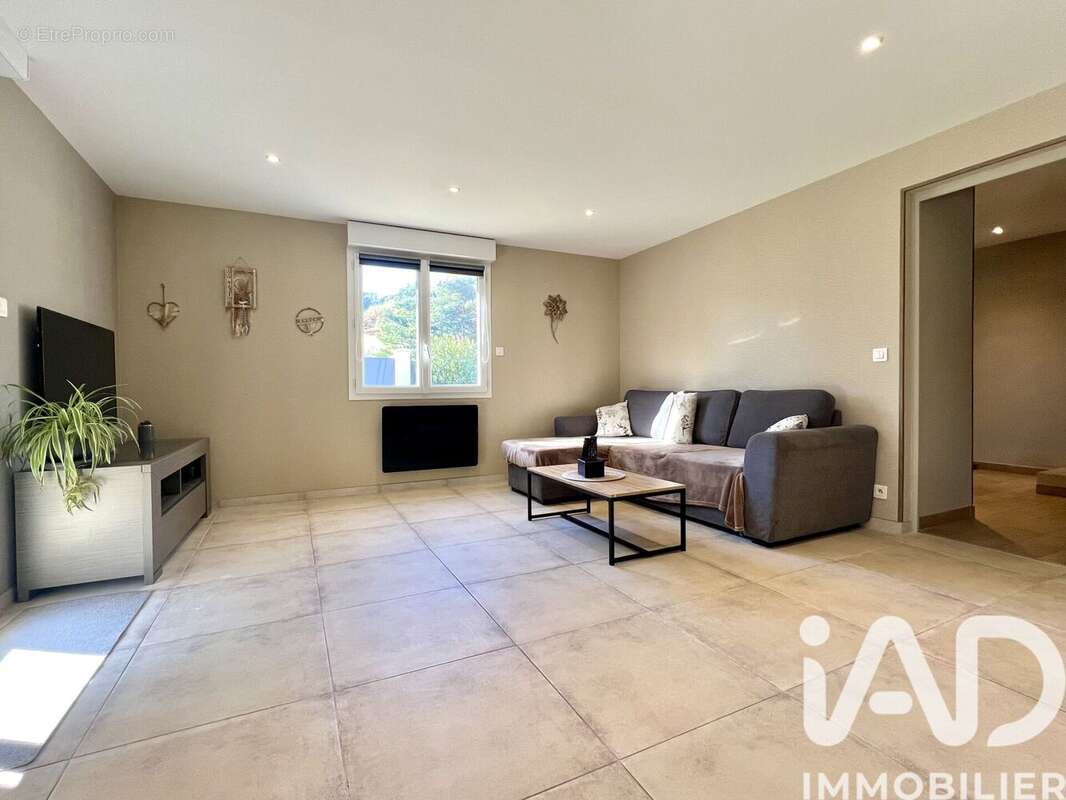 Photo 4 - Maison à NANS-LES-PINS