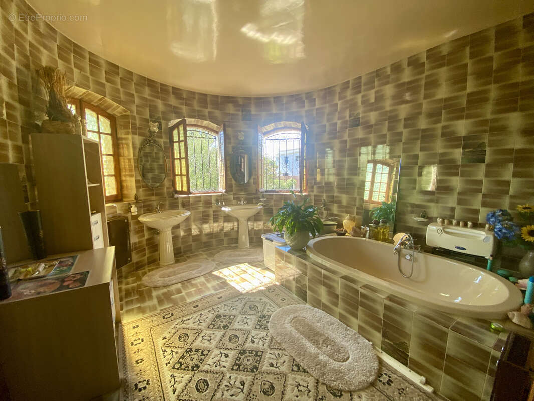 Maison à DRAGUIGNAN